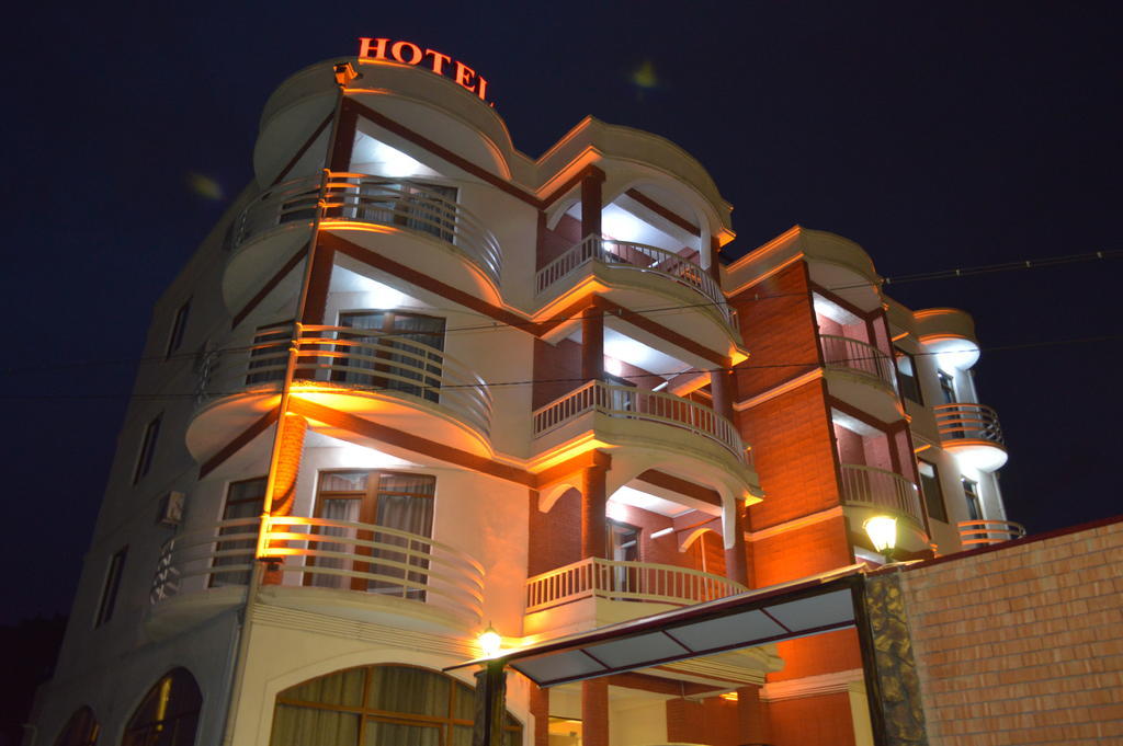 טביליסי Hotel City מראה חיצוני תמונה